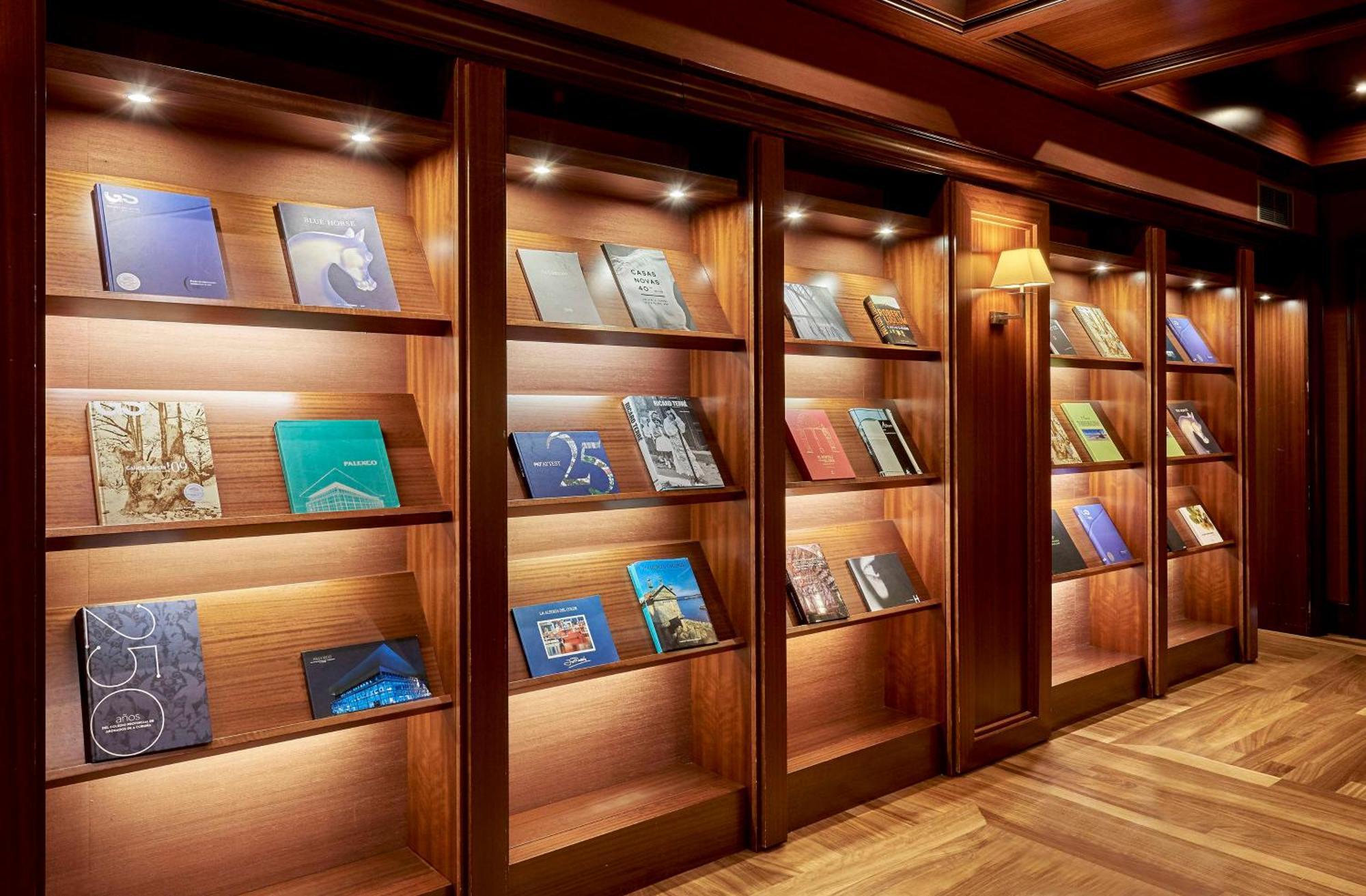 Nh Collection A Coruna Finisterre Exterior photo Library