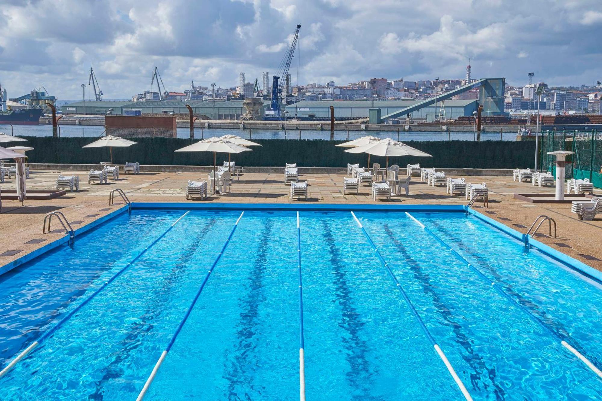 Nh Collection A Coruna Finisterre Exterior photo The pool at the 2015 Pan American Games
