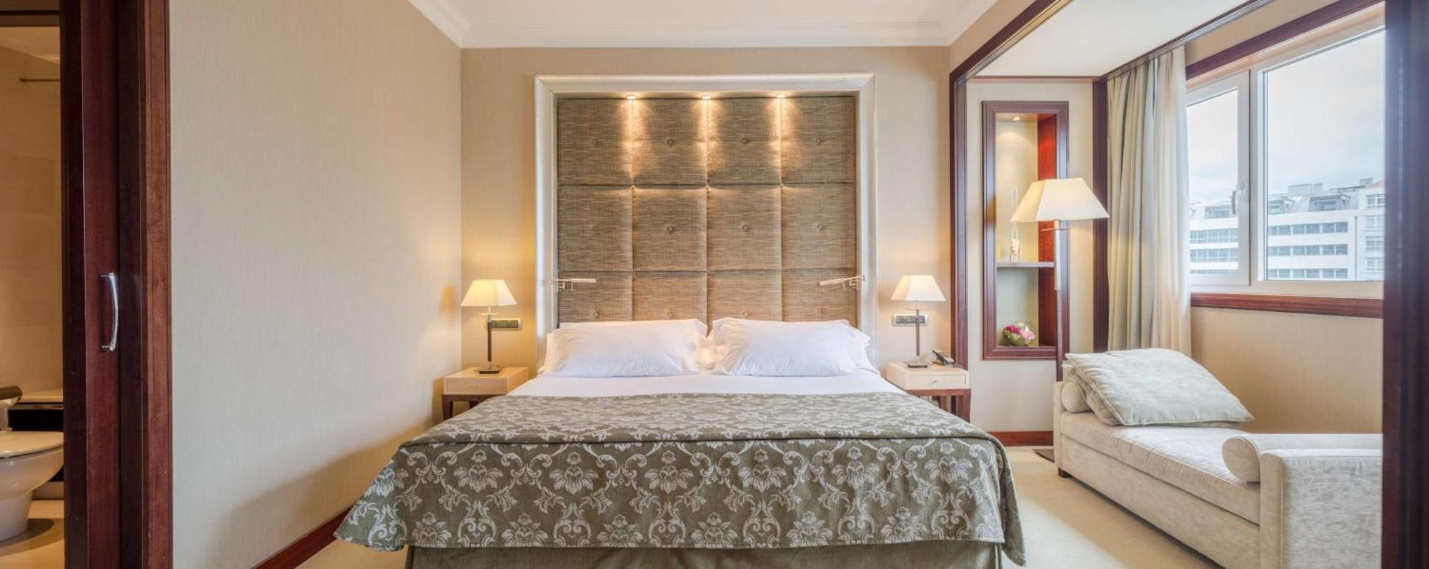 Nh Collection A Coruna Finisterre Exterior photo A bedroom at the hotel