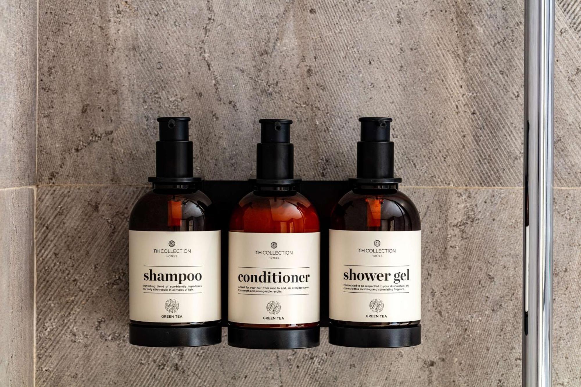 Nh Collection A Coruna Finisterre Exterior photo Shower gel