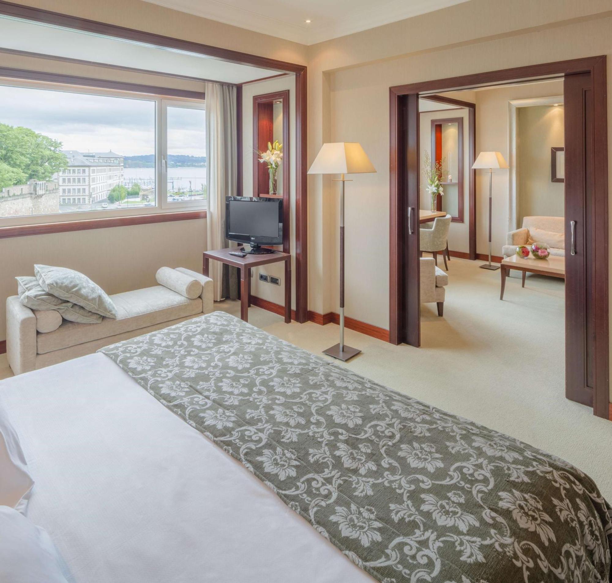 Nh Collection A Coruna Finisterre Exterior photo Suite
