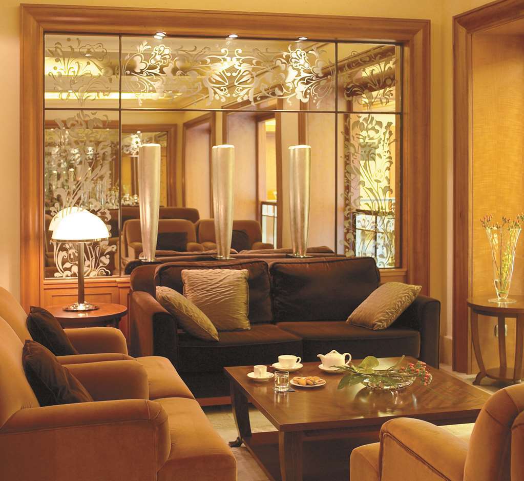 Nh Collection A Coruna Finisterre Interior photo The lobby of the hotel